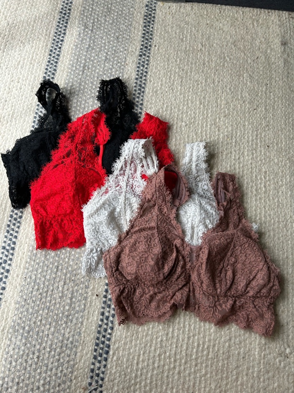 Aerie Eyelash Plunge Bralette
